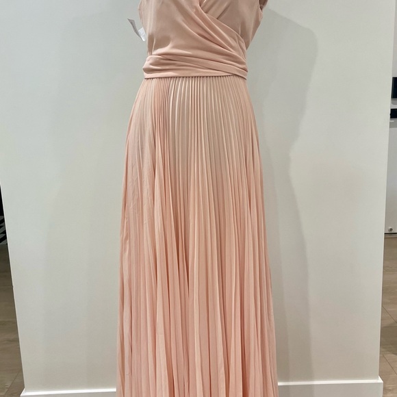 Fame and Partners The Seville Dress in blush, size 4 - Picture 3 of 5